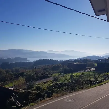 Casa En Entorno Rural 別荘 ポンテベドラ